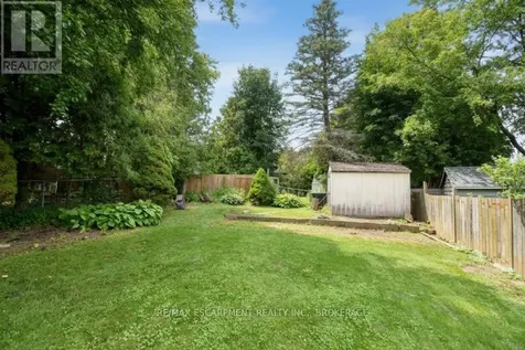 6 Viscount Road Brantford ON N3P 1J2