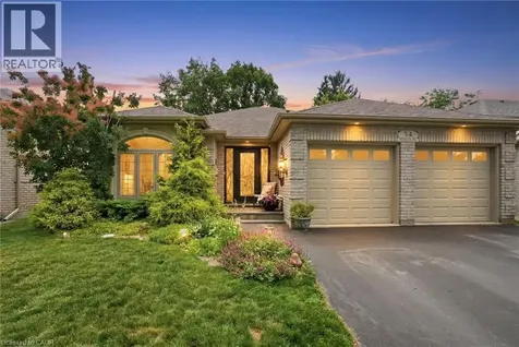 34 Brooklyn Avenue Brantford ON N3T 1B4