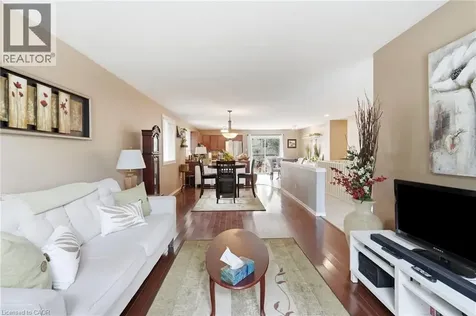 34 Brooklyn Avenue Brantford ON N3T 1B4