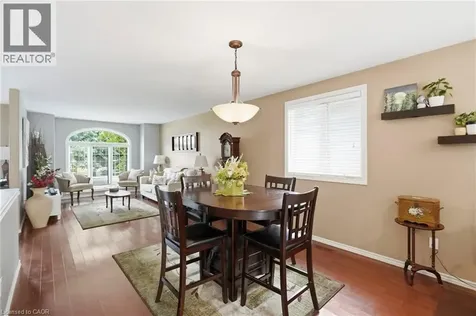 34 Brooklyn Avenue Brantford ON N3T 1B4