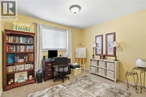 34 Brooklyn Avenue Brantford ON N3T 1B4