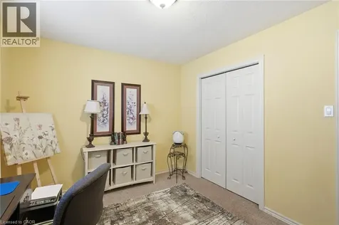 34 Brooklyn Avenue Brantford ON N3T 1B4