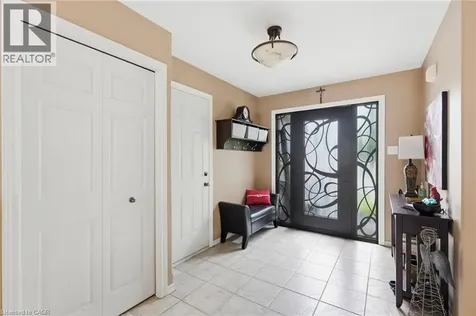 34 Brooklyn Avenue Brantford ON N3T 1B4
