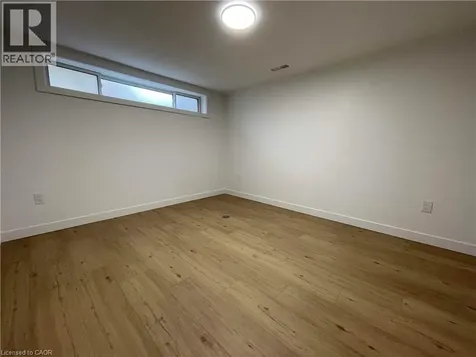 45 Endfield Avenue Hamilton ON L8T 2L3