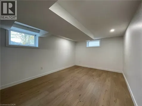 45 Endfield Avenue Hamilton ON L8T 2L3