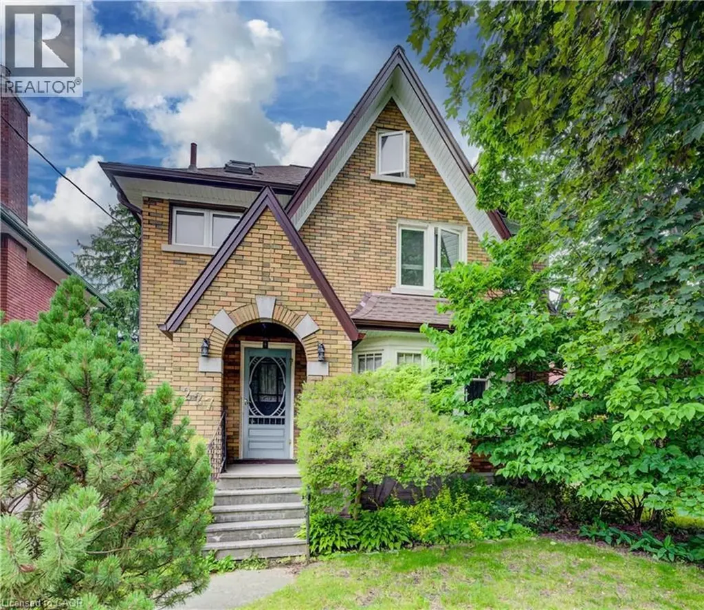 227 Lydia Street Kitchener ON N2H 1W4