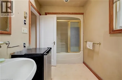 227 Lydia Street Kitchener ON N2H 1W4