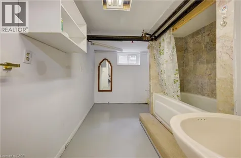 227 Lydia Street Kitchener ON N2H 1W4
