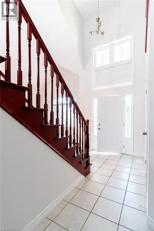 39 Naomi Court Ancaster ON L9G 5E4