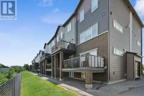 235A Eldorado Private Ottawa ON K2K 0N8