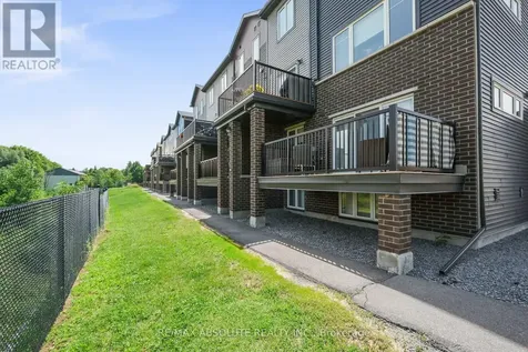 235A Eldorado Private Ottawa ON K2K 0N8
