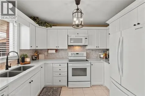 5991 Andrea Drive Niagara Falls ON L2H 2Z9