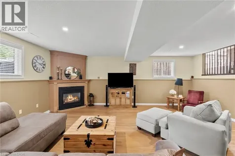 5991 Andrea Drive Niagara Falls ON L2H 2Z9