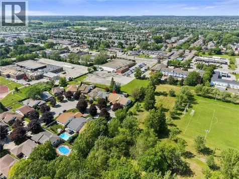 5991 Andrea Drive Niagara Falls ON L2H 2Z9