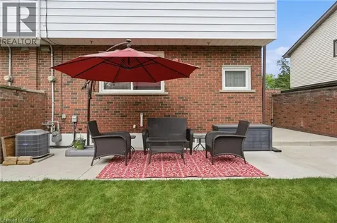 69 Fairway Drive Hamilton ON L8K 5L6