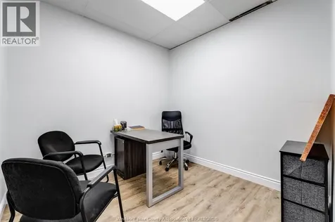 3147 Tecumseh Road East Windsor ON N8W 1G9