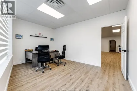3147 Tecumseh Road East Windsor ON N8W 1G9
