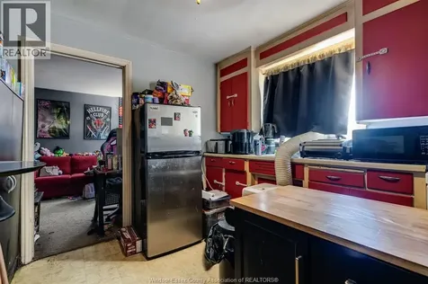 3147 Tecumseh Road East Windsor ON N8W 1G9