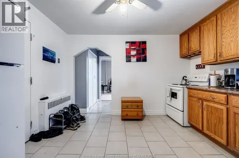 3147 Tecumseh Road East Windsor ON N8W 1G9