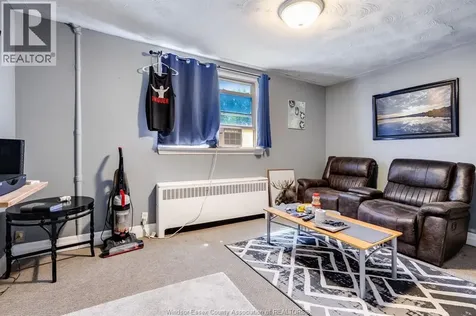 3147 Tecumseh Road East Windsor ON N8W 1G9