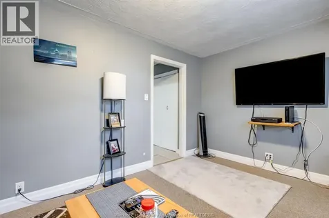 3147 Tecumseh Road East Windsor ON N8W 1G9