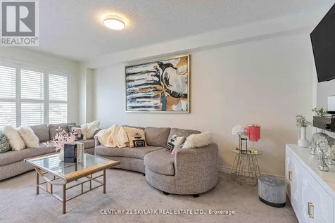 336 Col Phillips Drive Shelburne ON L9V 3W1