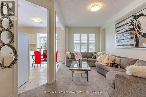 336 Col Phillips Drive Shelburne ON L9V 3W1