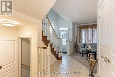 336 Col Phillips Drive Shelburne ON L9V 3W1