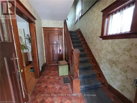 20 Fairview Avenue Kitchener ON N2H 3E8