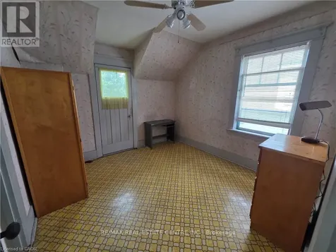 20 Fairview Avenue Kitchener ON N2H 3E8