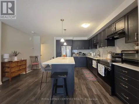 9 Valencia Avenue Kitchener ON N2R 0R7