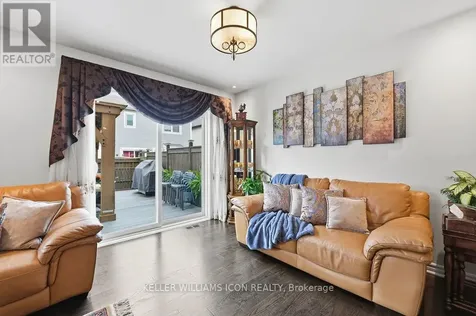 428 White Arctic Avenue Ottawa ON K2J 5Y9