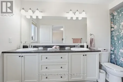 428 White Arctic Avenue Ottawa ON K2J 5Y9