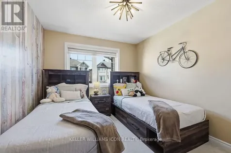 428 White Arctic Avenue Ottawa ON K2J 5Y9