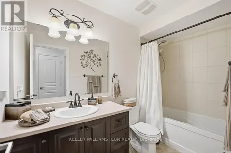 428 White Arctic Avenue Ottawa ON K2J 5Y9
