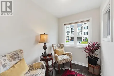 428 White Arctic Avenue Ottawa ON K2J 5Y9