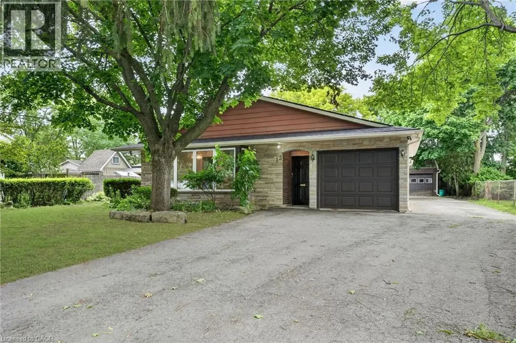 13 Wade Road Smithville ON L0R 2A0