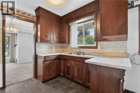 13 Wade Road Smithville ON L0R 2A0