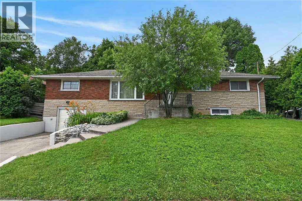 27 Ainslie Avenue Hamilton ON L8S 2J5