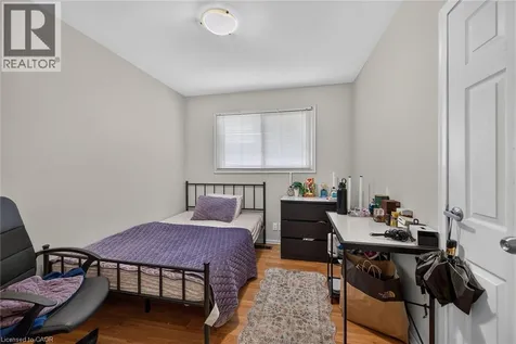 27 Ainslie Avenue Hamilton ON L8S 2J5