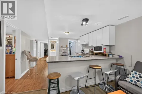 27 Ainslie Avenue Hamilton ON L8S 2J5