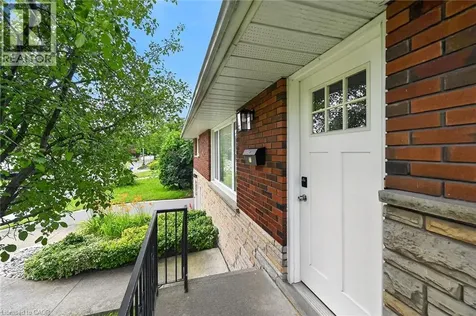 27 Ainslie Avenue Hamilton ON L8S 2J5
