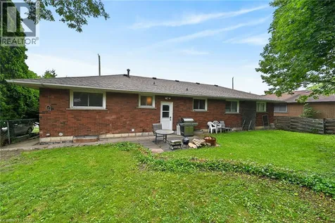 27 Ainslie Avenue Hamilton ON L8S 2J5