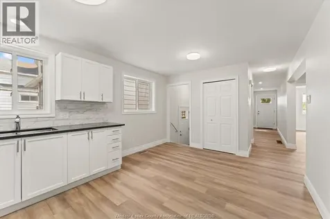 910 St. Luke Windsor ON N9J 3J7