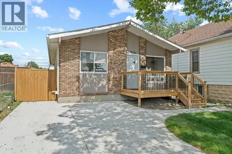 910 St. Luke Windsor ON N9J 3J7