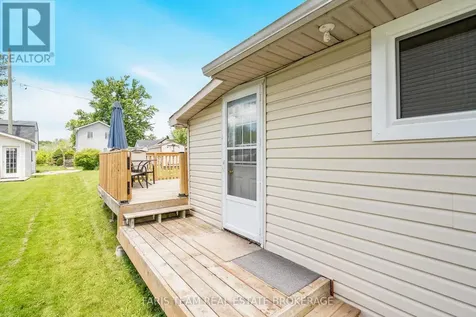 1066 Wood Street Innisfil ON L0L 1K0