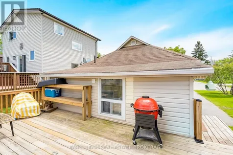 1066 Wood Street Innisfil ON L0L 1K0