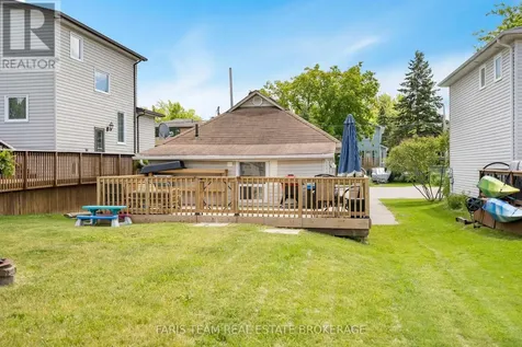 1066 Wood Street Innisfil ON L0L 1K0