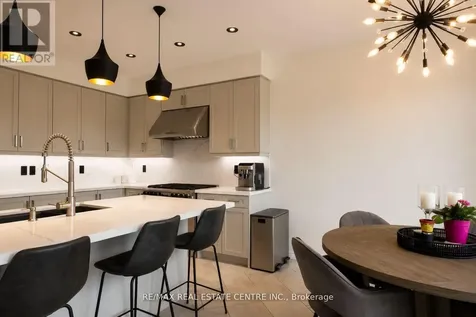 15 Cahill Drive Brantford ON N3T 0V5