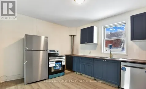47 Daniel Street South Brockville ON K6V 4Z6